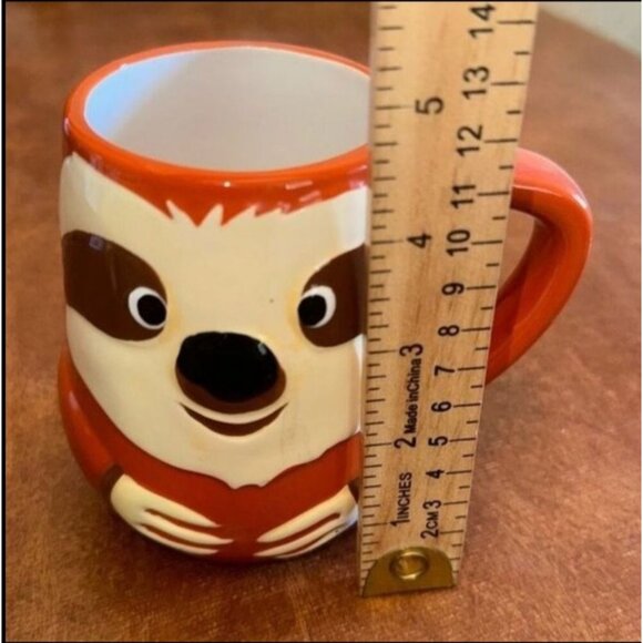Fox-Shaped Ceramic Mug With Green Scarf - Picture 16 of 16